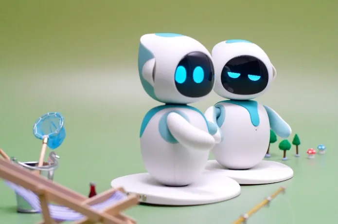 Eilik – A Little Companion Bot with Endless Fun.